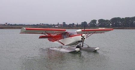 STOL CH 701 Seaplane - Amphib Floats STOL CH 701 Seaplane - Amphib Floats