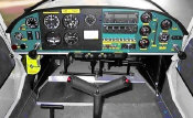 cockpit-701.jpg (49721 bytes)