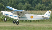 Grass field operation with the STOL CH 701