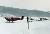 STOL CH 701 with wheel skis