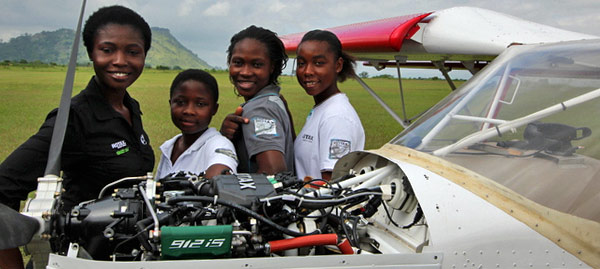 Rotax 912iS engine on the STOL CH 701 in Africa