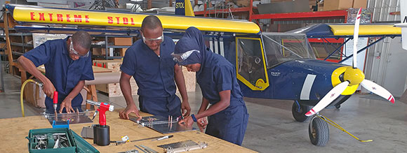 Nigerian students learn to build aircraft